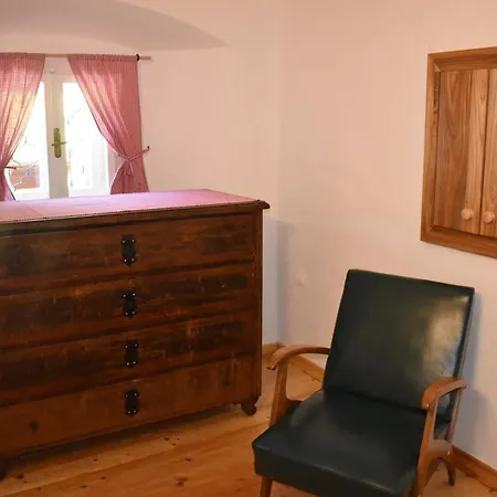 Old House Podgosar 펜션