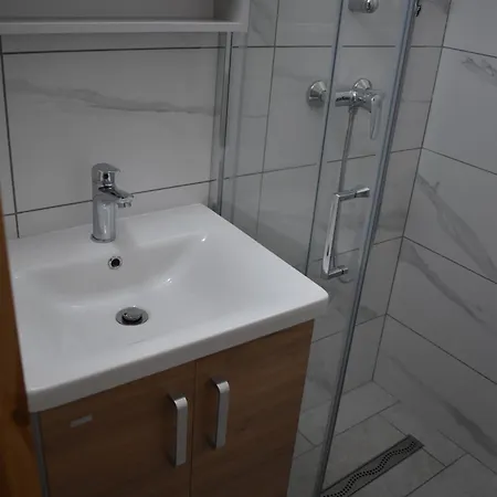 펜션 Old House Podgosar 블레드
